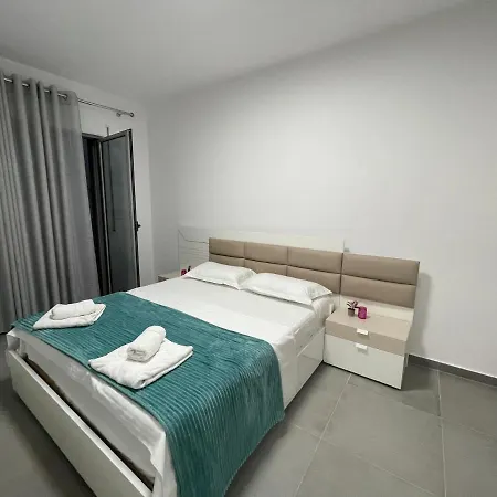 At Rodi Rafaela Apartment Vlore